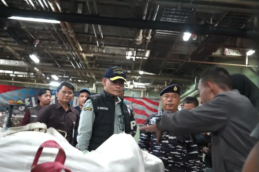 WhatsApp Image 2025-12-24 at 23.00.55 (2)